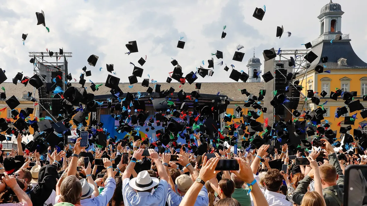 Fully Funded Scholarships for 2027–2028: Deadlines and How to Win One