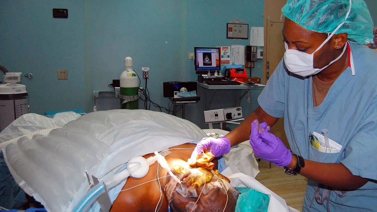 Nursing Jobs Abroad in 2027: Best Countries, Salaries and Licensing