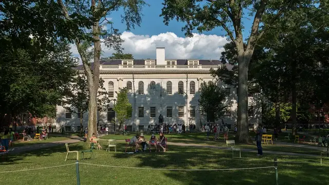 Study in the USA in 2027: F-1 Visa, Costs, Scholarships and OPT